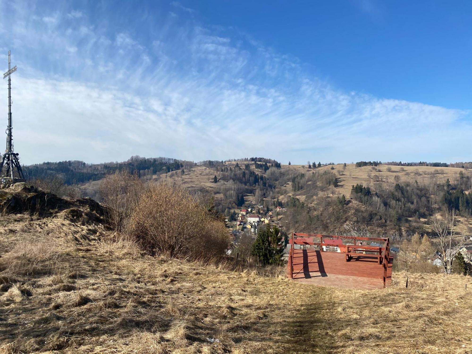 Na Nebi 187 Apart otel Bečov nad Teplou Dış mekan fotoğraf
